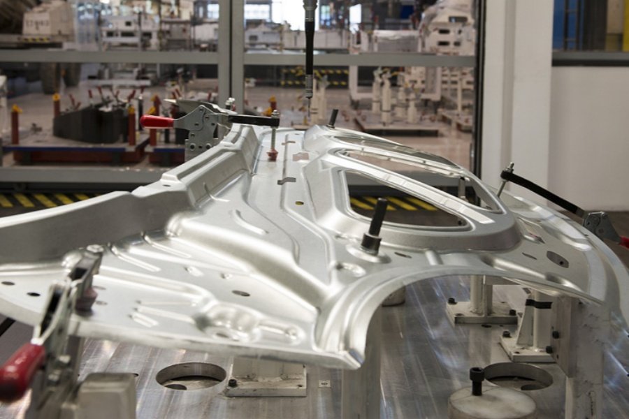 Precision automotive stamping die machining and quality inspection